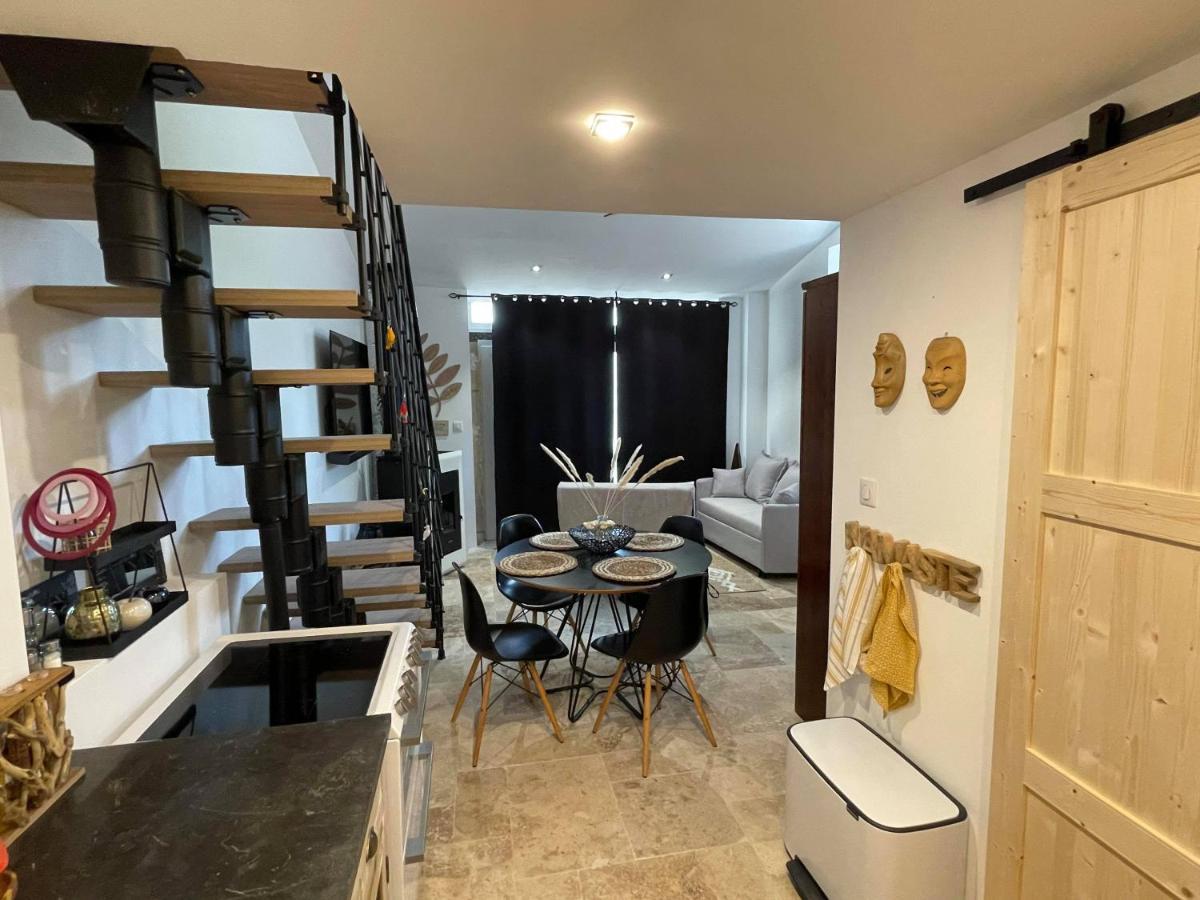 Jolie Annexe Du Mas Dans Le Coeur De La Garrigue Nimoise Villa Nimes Ngoại thất bức ảnh