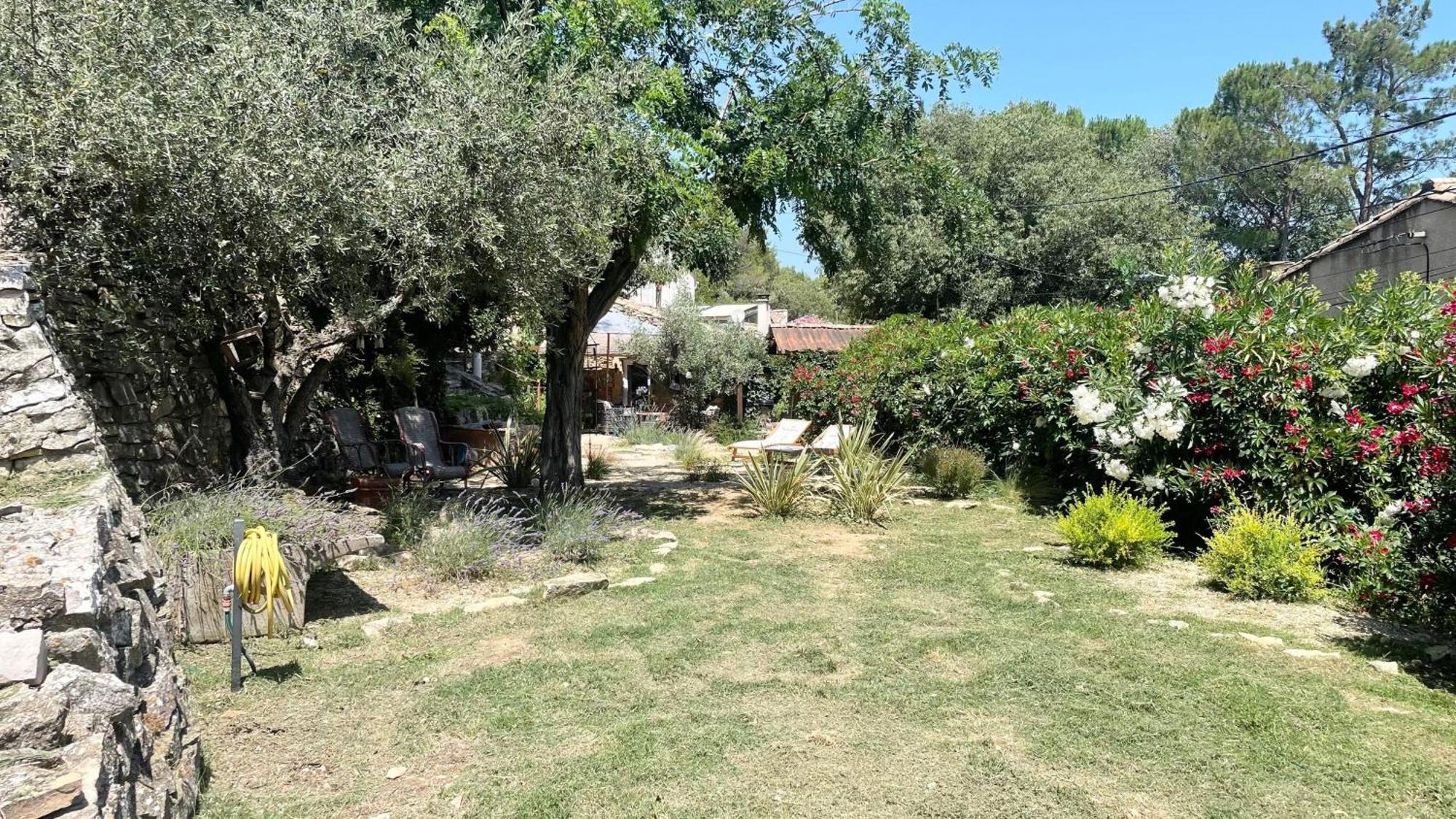 Jolie Annexe Du Mas Dans Le Coeur De La Garrigue Nimoise Villa Nimes Ngoại thất bức ảnh